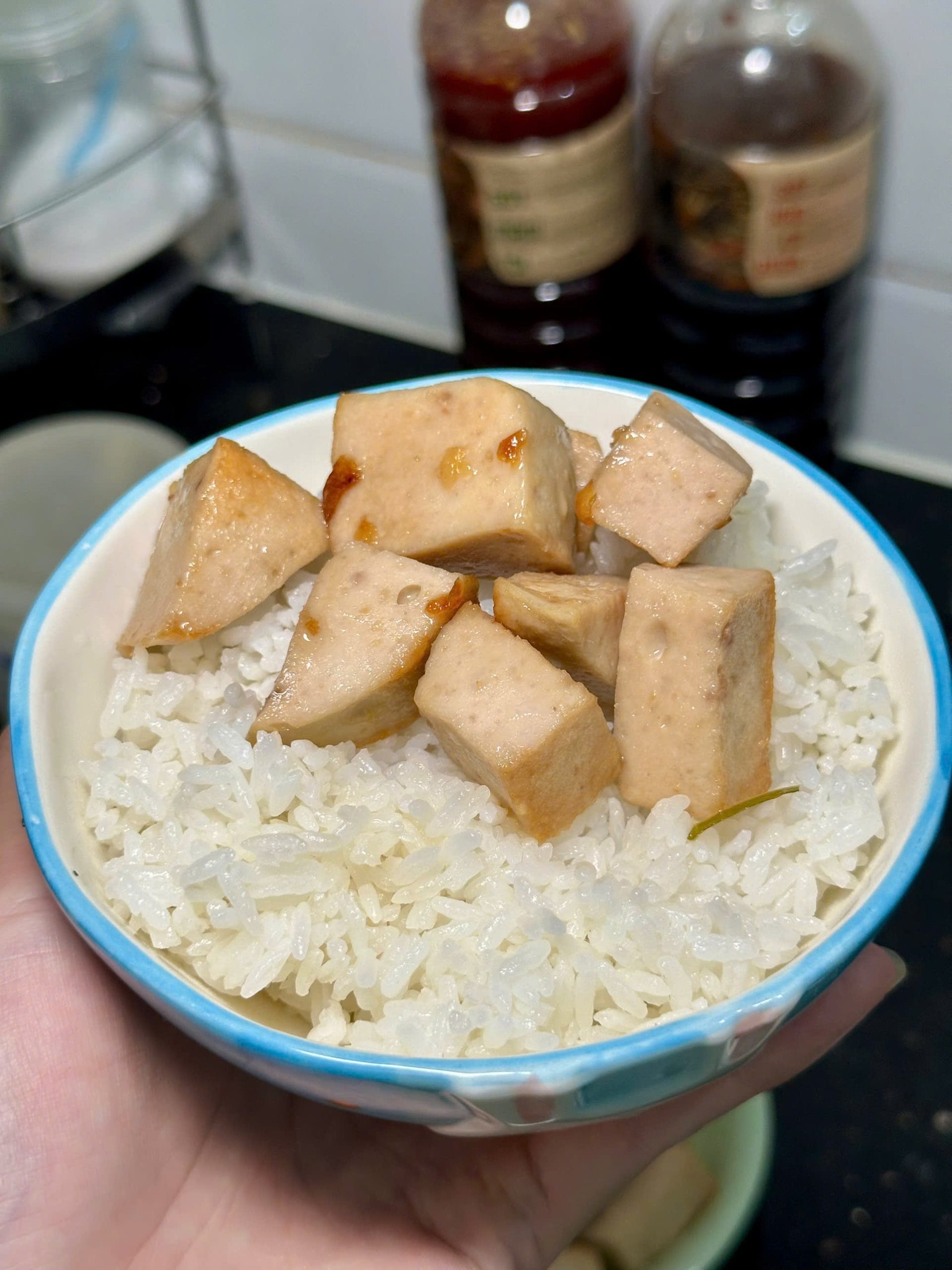 Chả Lụa Nguyên Chất Là Gì? Cách Phân Biệt Không Pha Bột 5 Chả lụa cắt hạt lựu ăn cùng cơm trắng