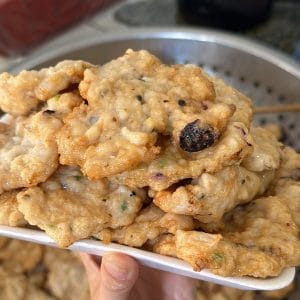 Chả Mực Chiên Nha Trang (Hạt Lựu) 10 Cận cảnh chả mực chiên hạt lựu thấy rõ hạt mực