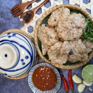 Chả Mực Chiên Nha Trang (Hạt Lựu) 11 Chả Mực Chiên Nha Trang (Hạt Lựu) - Xóm Biển Nha Trang