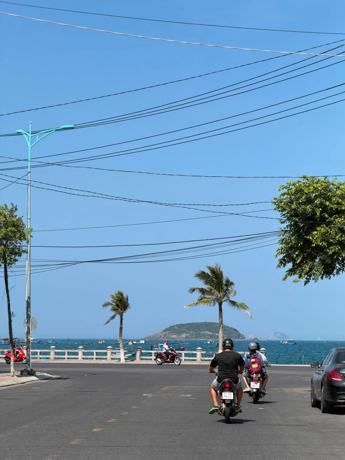 Đi Nha Trang 3 Ngày 2 Đêm Mua Quà Gì, Mua Ngày Nào? 10 duong-tran-phu-ra-bien-nha-trang